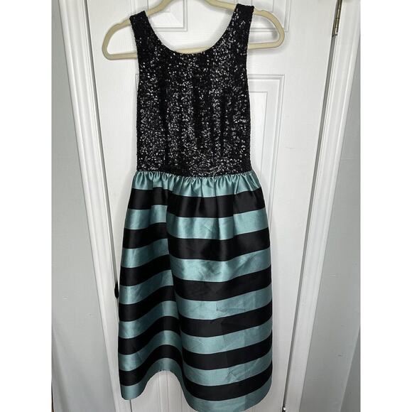 LEIFSDOTTIR Anthropoligie Stripes Sequin Fit & Flare Black Teal Dress Size 4 - Picture 3 of 12